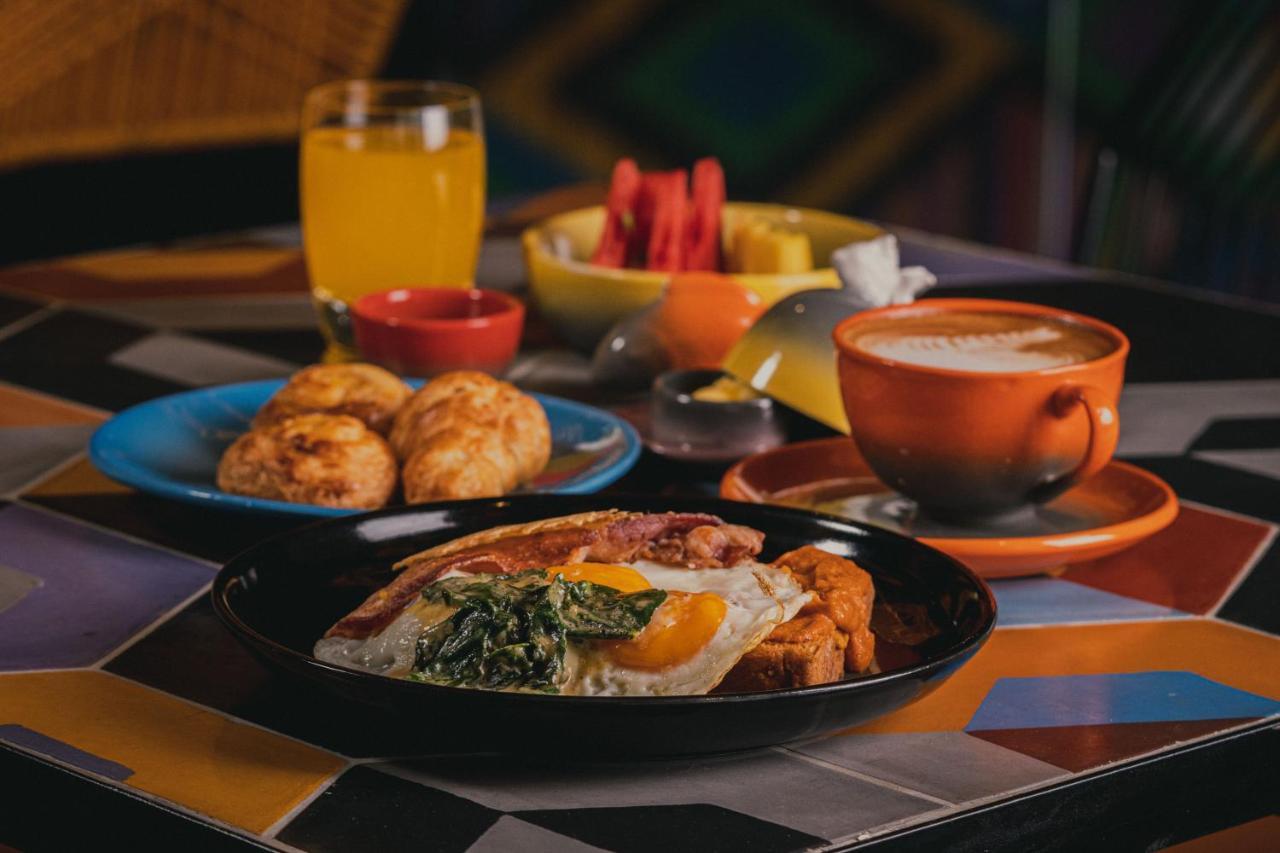 Hotel V1501 Пасто Екстер'єр фото A typical breakfast in Brazil