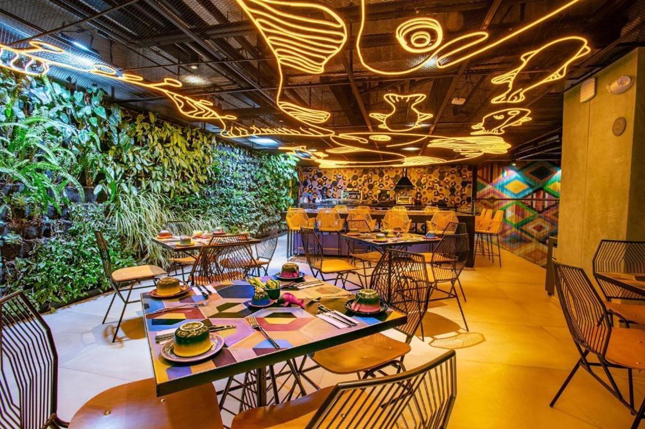 Hotel V1501 Пасто Екстер'єр фото Interior of the restaurant in 2018